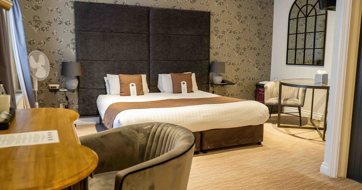 Warm welcome hotel in Wolverhampton | The Mount Hotel